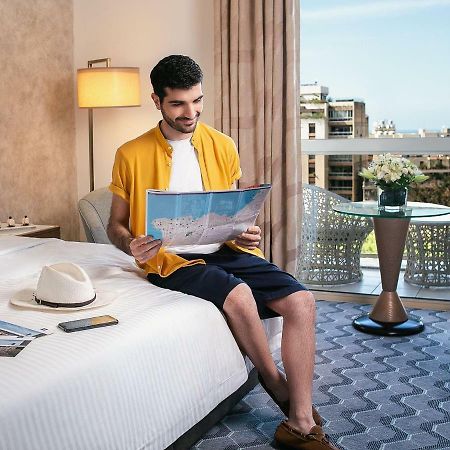 Gefinor Rotana - Beirut Hotel Bagian luar foto A guest at the hotel