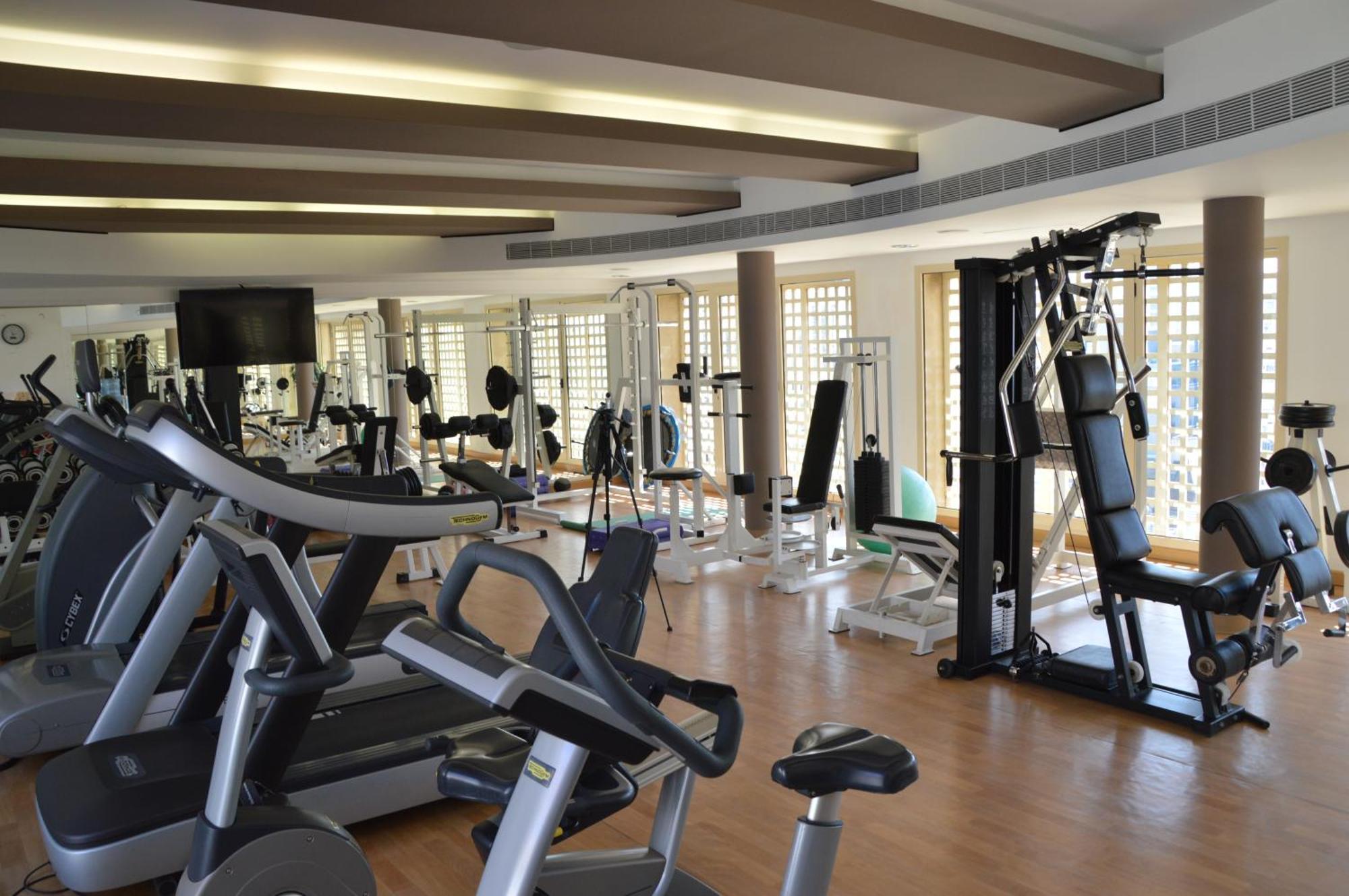 Gefinor Rotana - Beirut Hotel Bagian luar foto A gym in India