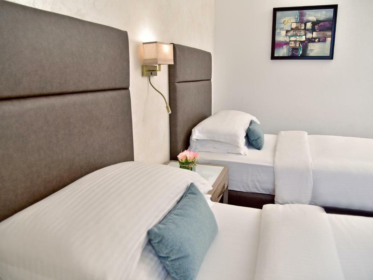 Gefinor Rotana - Beirut Hotel Bagian luar foto Deluxe Room